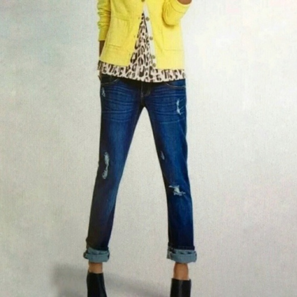 CAbi Slim Boyfriend Jeans Distressed 4 3045